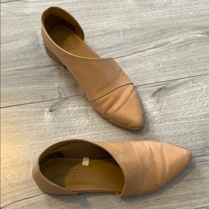 Universal Thread Tan Loafer